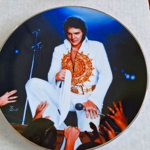 Elvis Plate